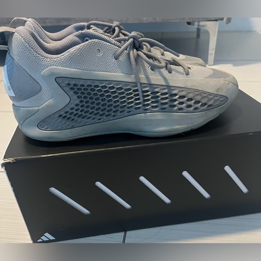 Adidas Men's Gray Sneakers
